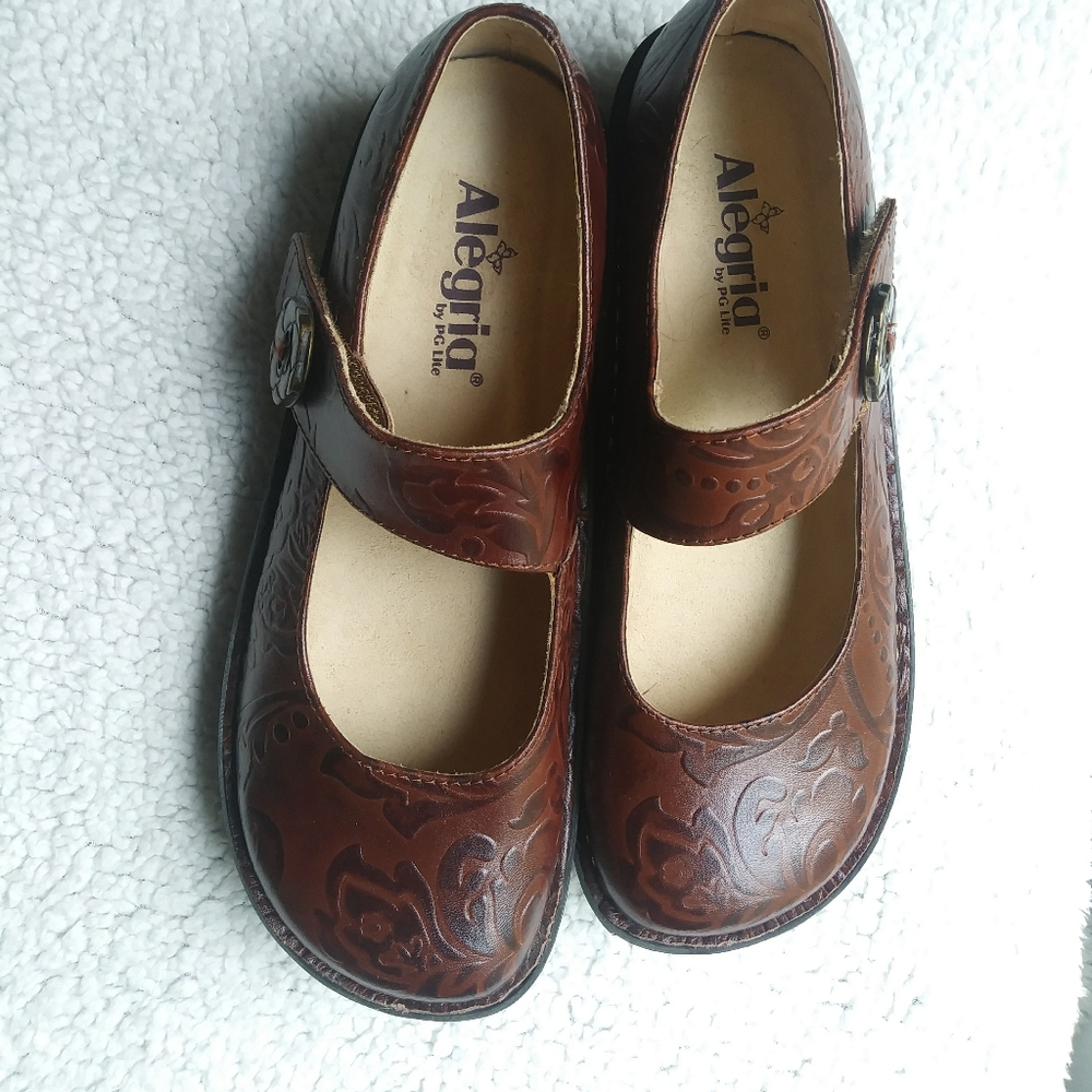 ALEGRIA Super comfort memory foam baby doll clogs